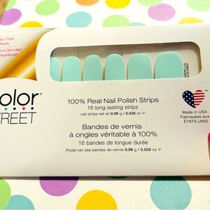 COLOR STREET 100% NAIL POLISH STRIPS